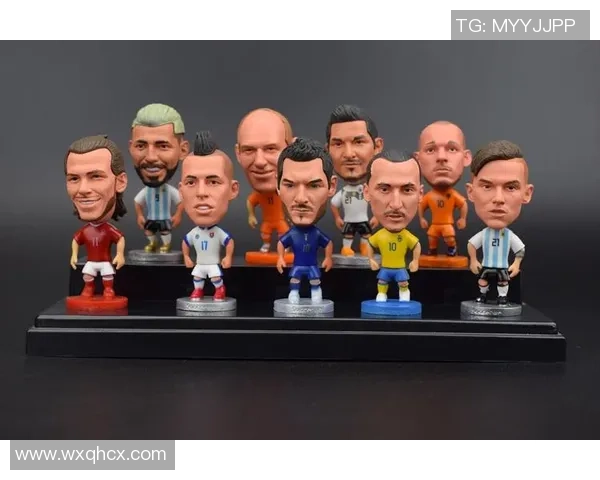 足球明星手办开箱二全新体验与细节解析让你感受球场魅力与收藏乐趣 足球明星手办开箱二全新体验与细节解析让你感受球场魅力与收藏乐趣