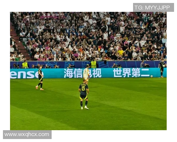 足球明星的财富之路揭秘如何在绿茵场上赚得千万财富