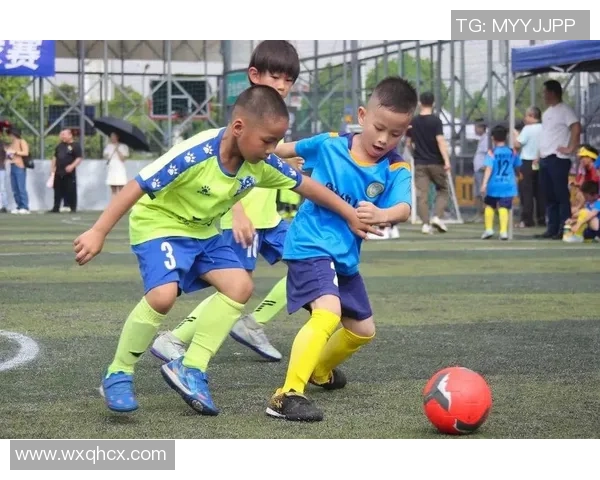 迪卡侬足球明星助力青少年成长与足球梦想的实现 迪卡侬足球明星助力青少年成长与足球梦想的实现